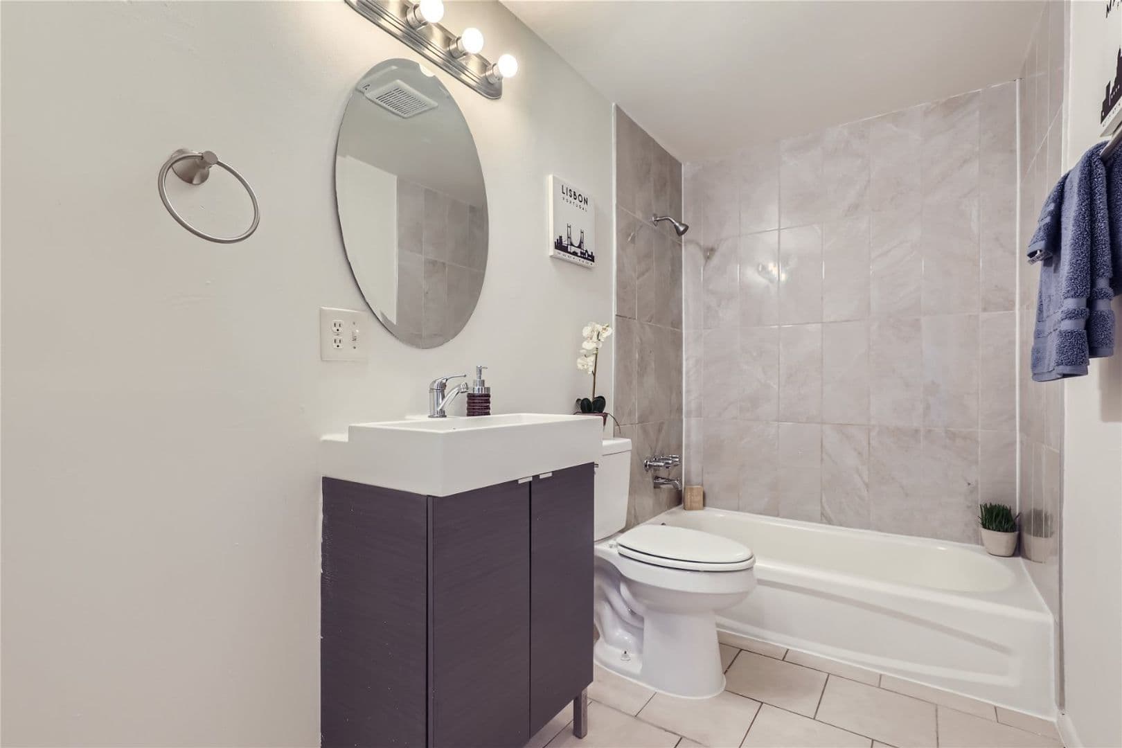 Denver Condo: 875 S Quebec Street #27