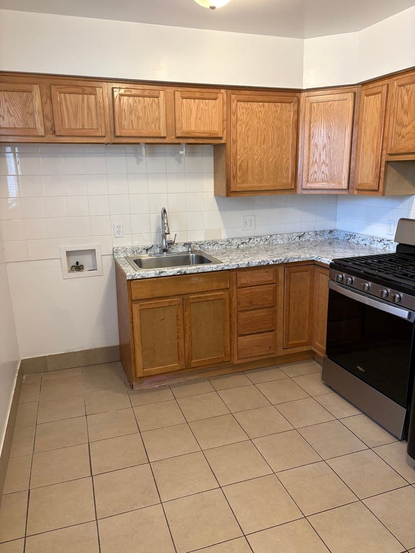 Denver Apartment: 3824 S. King St.