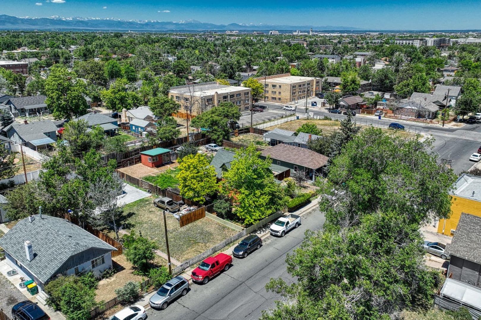 Aurora House: 1557 Dallas St.