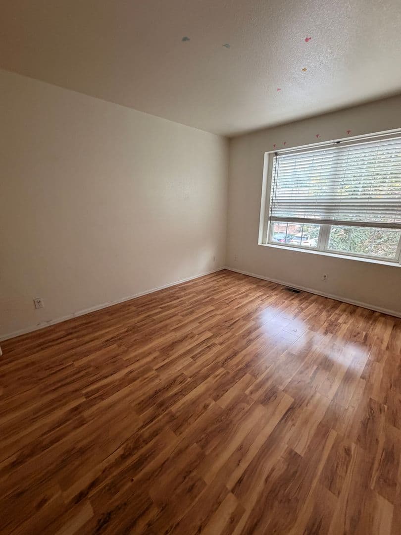 Aurora Townhome: 1295 S. Zeno Cir. #B
