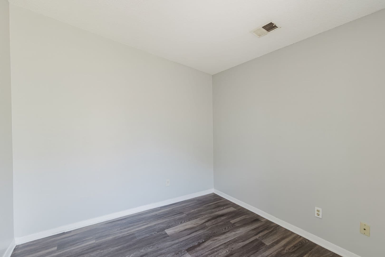 Aurora Condo: 920 South Dawson Way #17