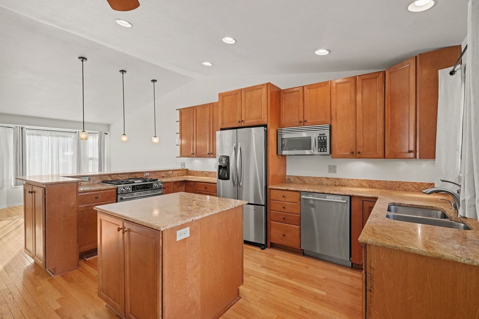 Littleton House: 5589 S Youngfield Way