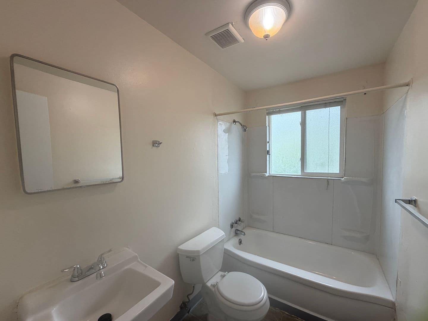 Wheatridge Apartment: 4560 Everett Ct.