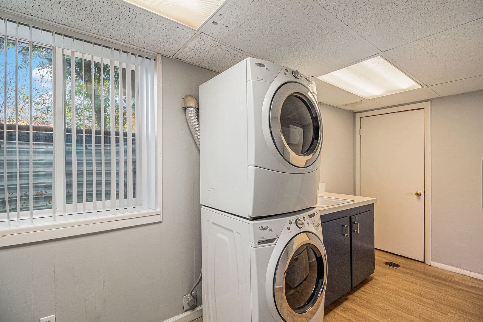 Lakewood Apartment: 7360 W.20th Ave. Unit B