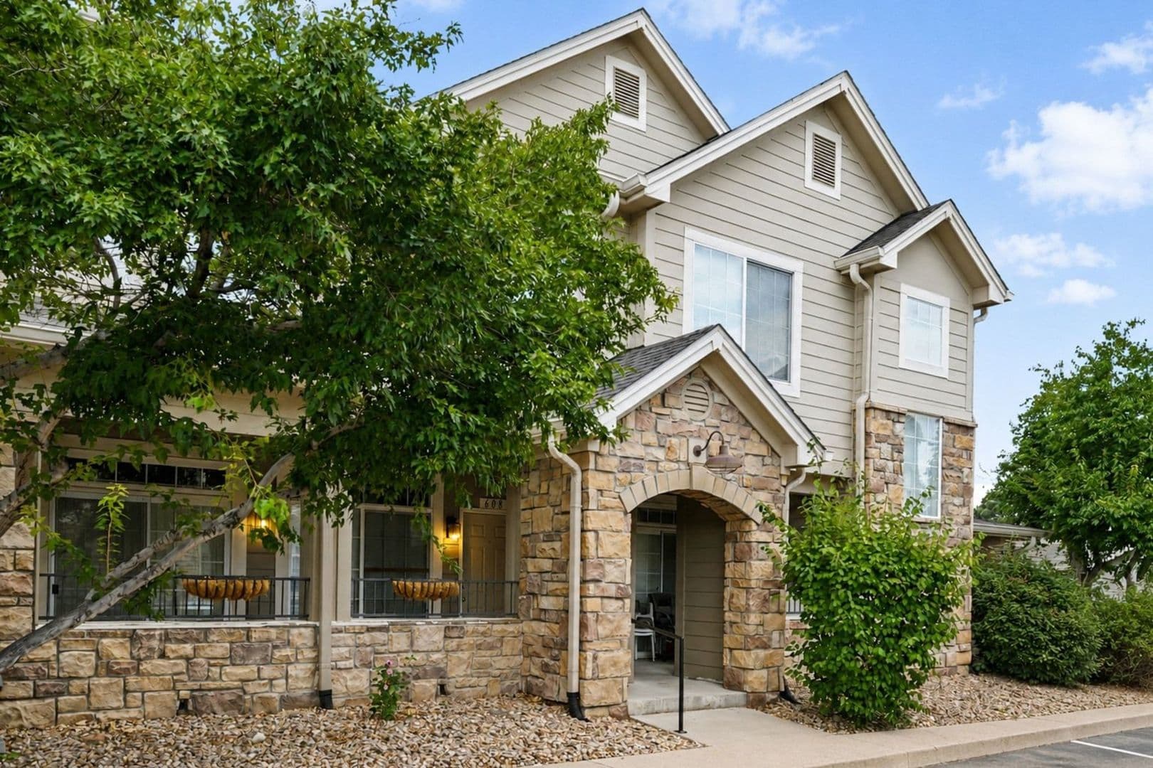 Aurora Townhome: 1549 S Florence Way #608