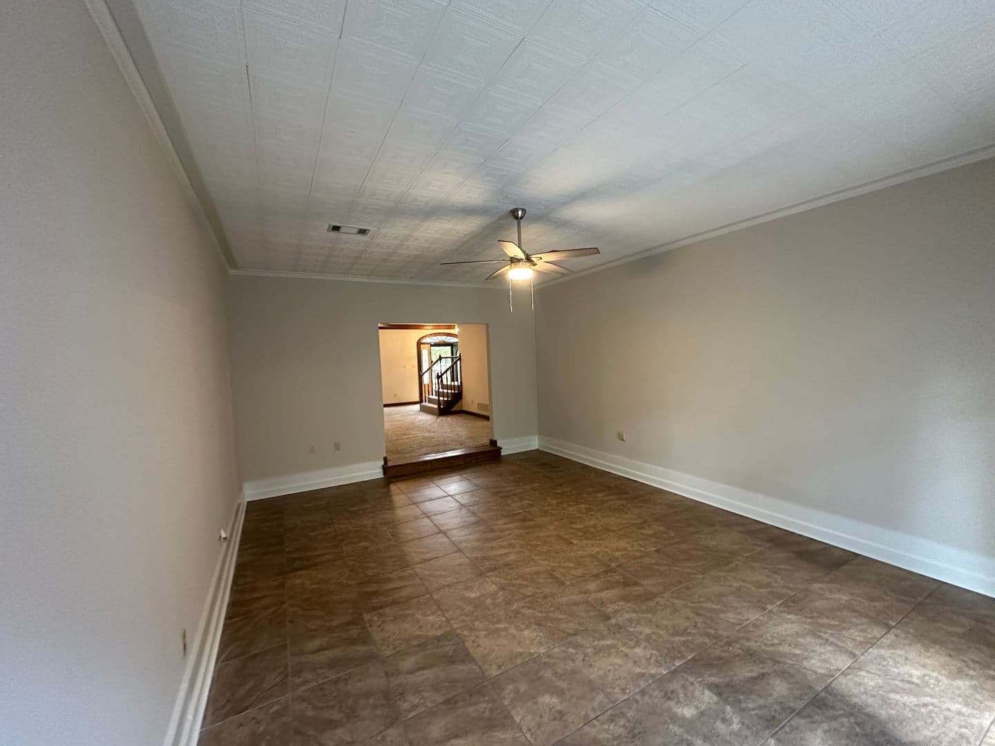 Collierville House: 857 Hickory Oaks Cr