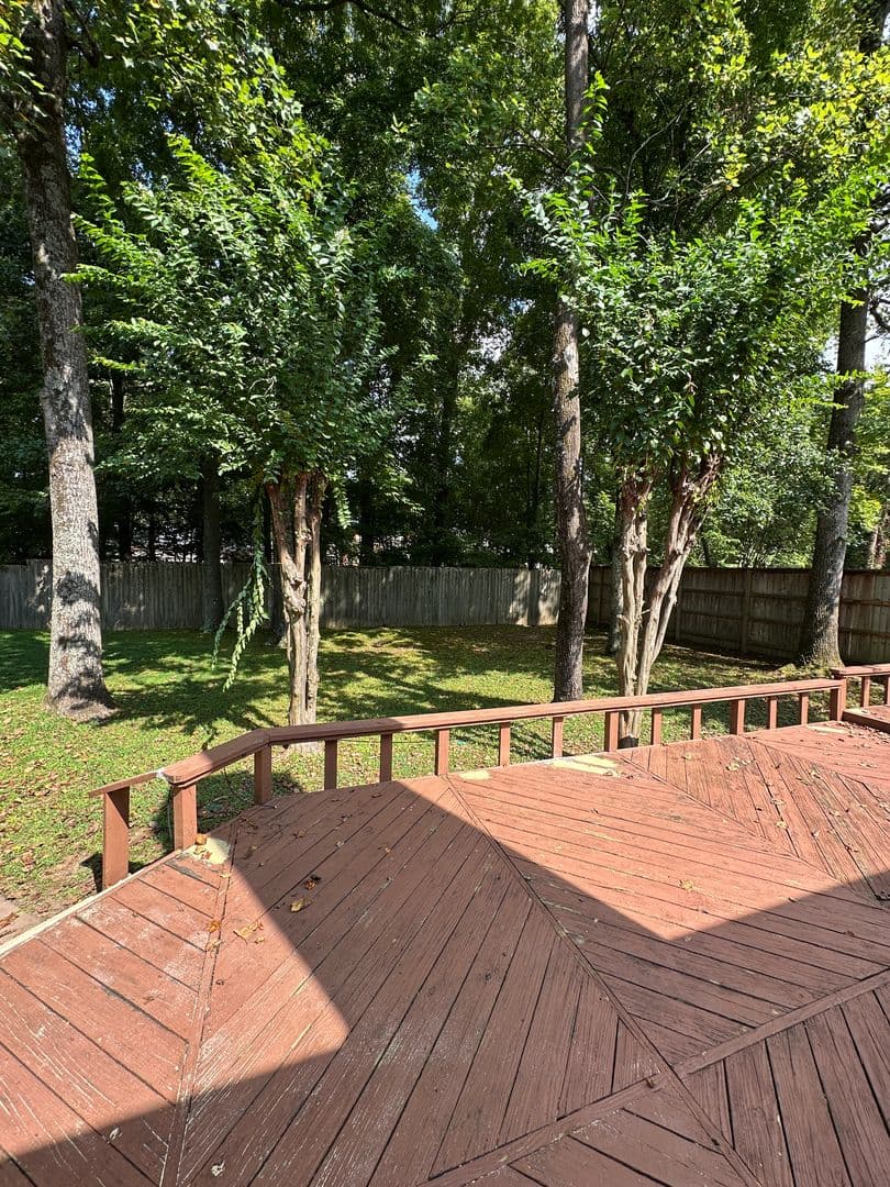Memphis House: 320 N River Oaks