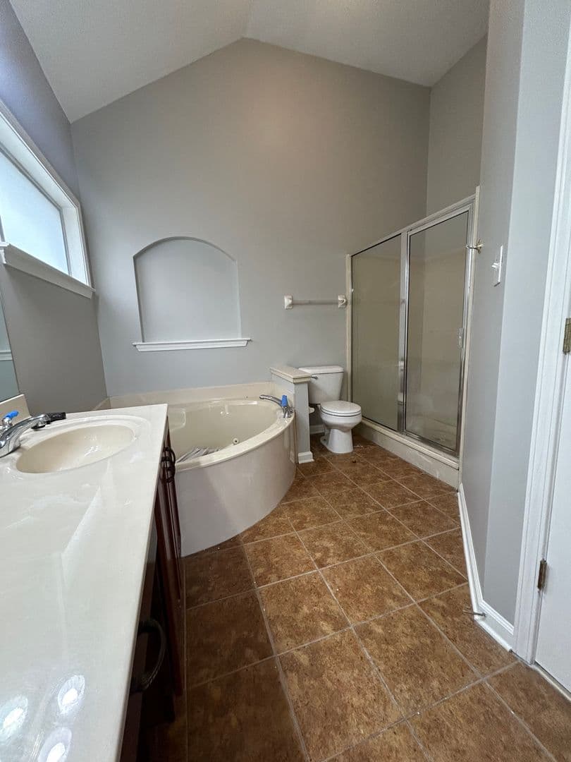 Cordova House: 9204 Acadia Place