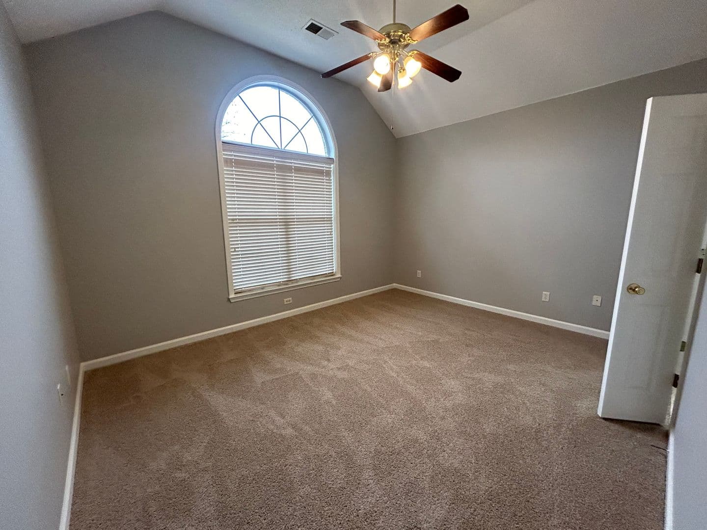 Cordova House: 9204 Acadia Place