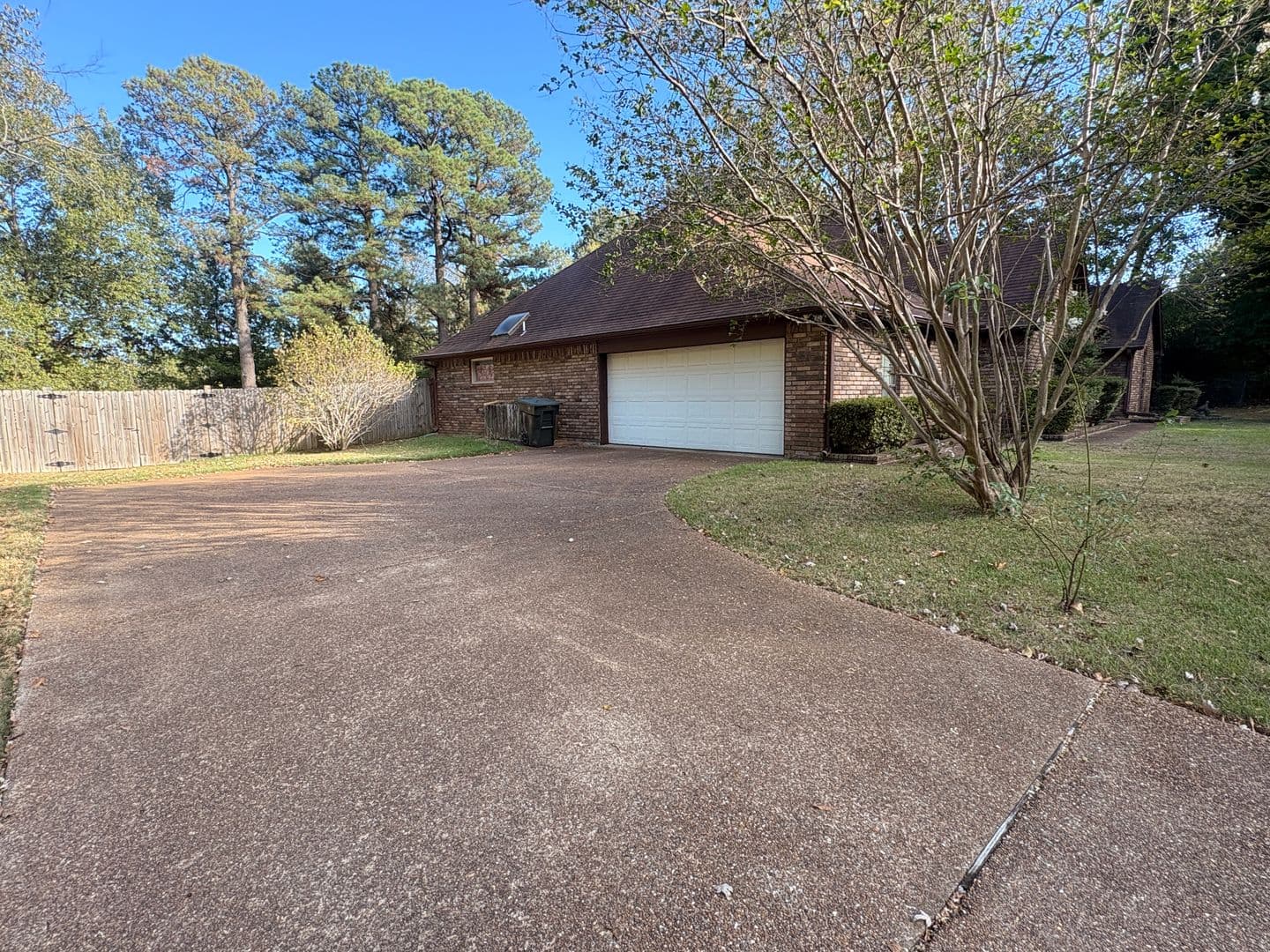 Bartlett House: 2616 Charles Bryan Road