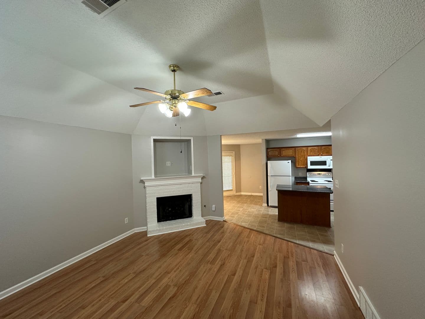 Cordova House: 1098 Breezy Valley