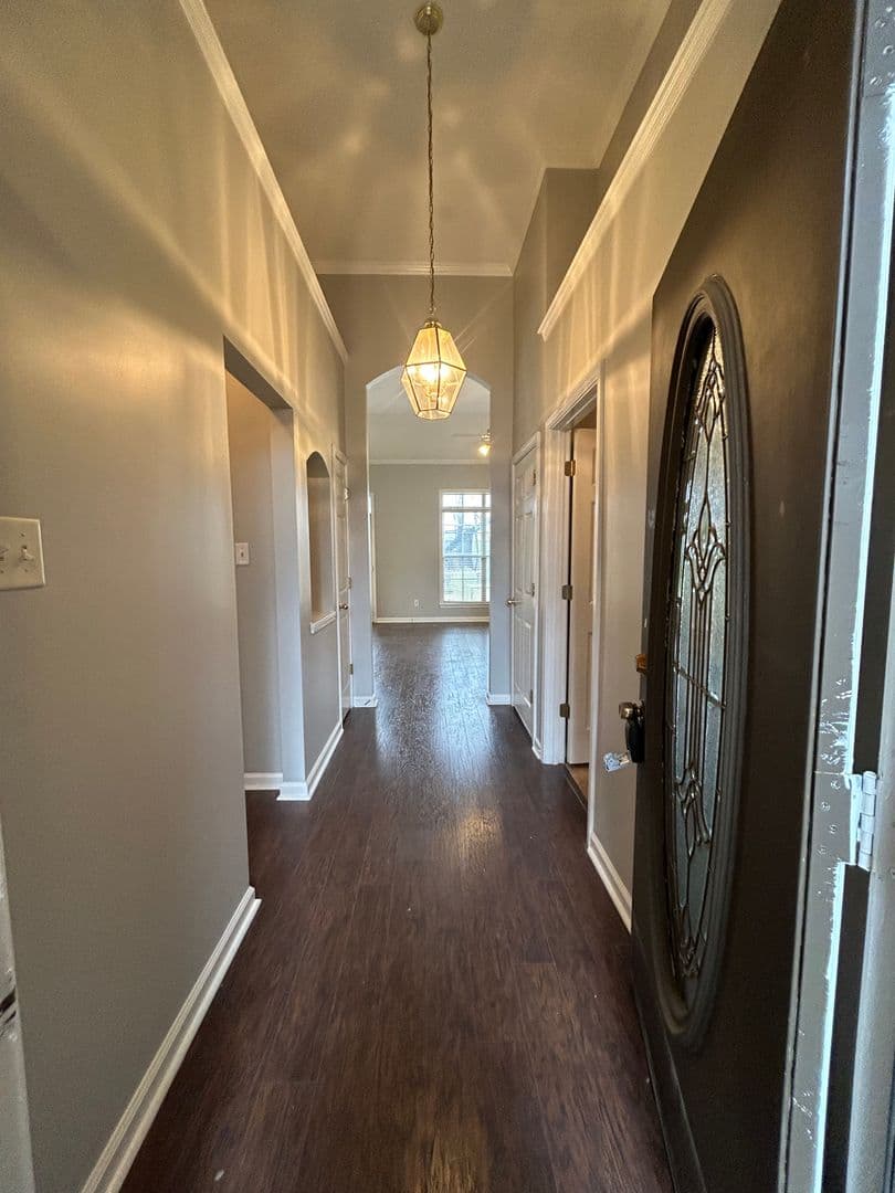 Cordova House: 9204 Acadia Place