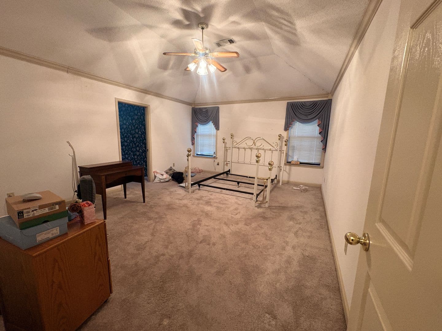 Bartlett House: 2616 Charles Bryan Road
