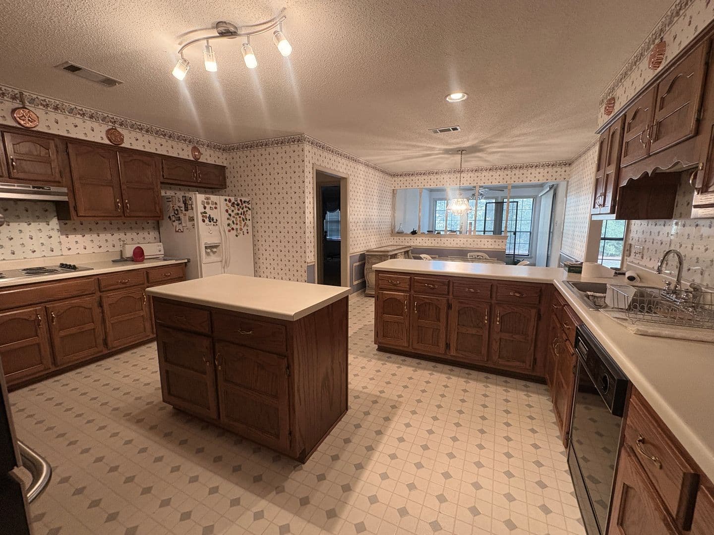 Bartlett House: 2616 Charles Bryan Road