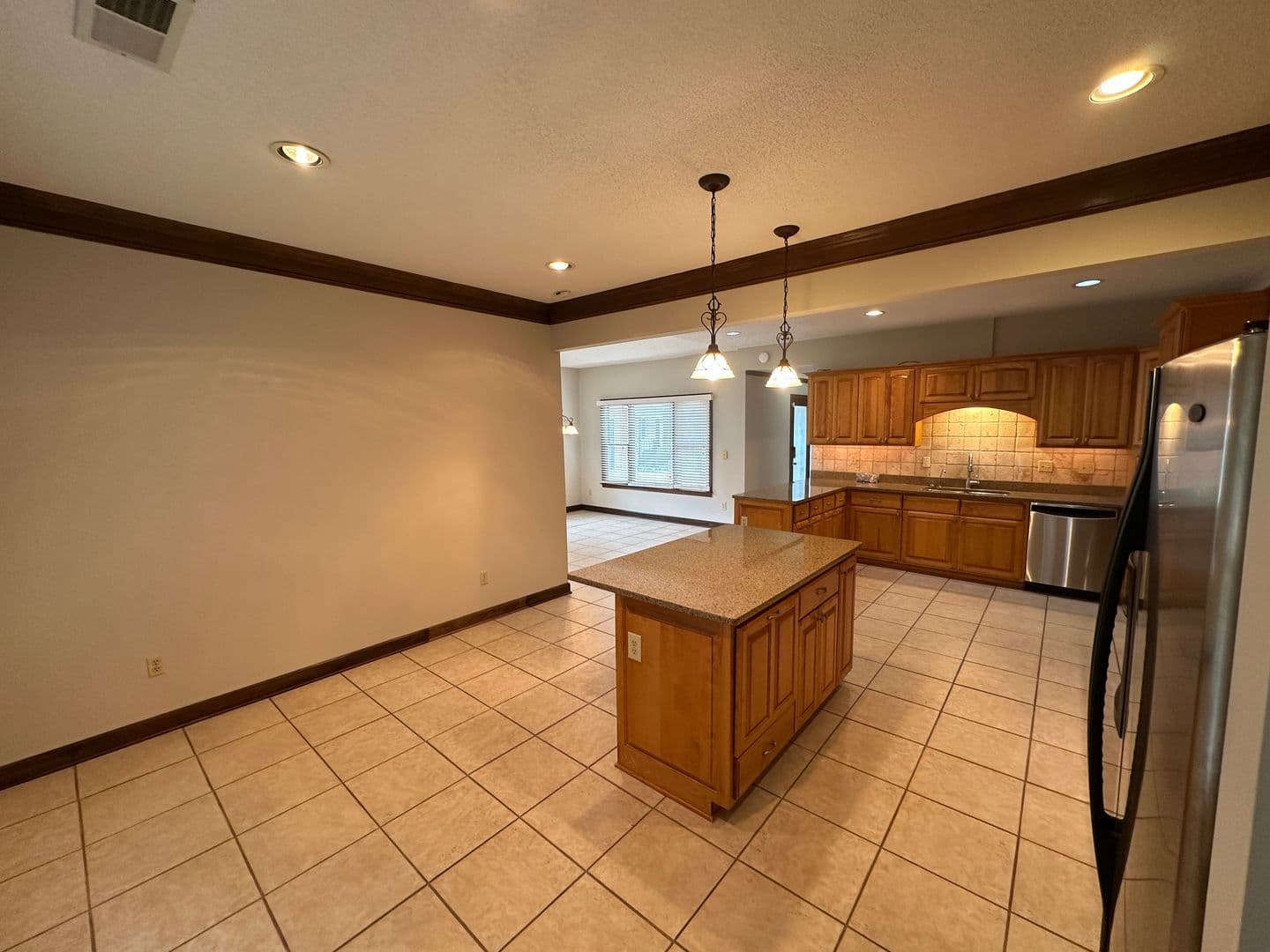 Collierville House: 857 Hickory Oaks Cr