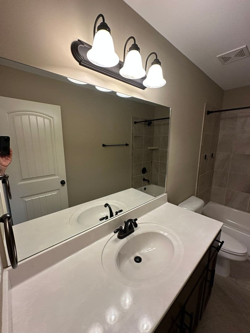Southaven House: 5877 Shiloh Ln