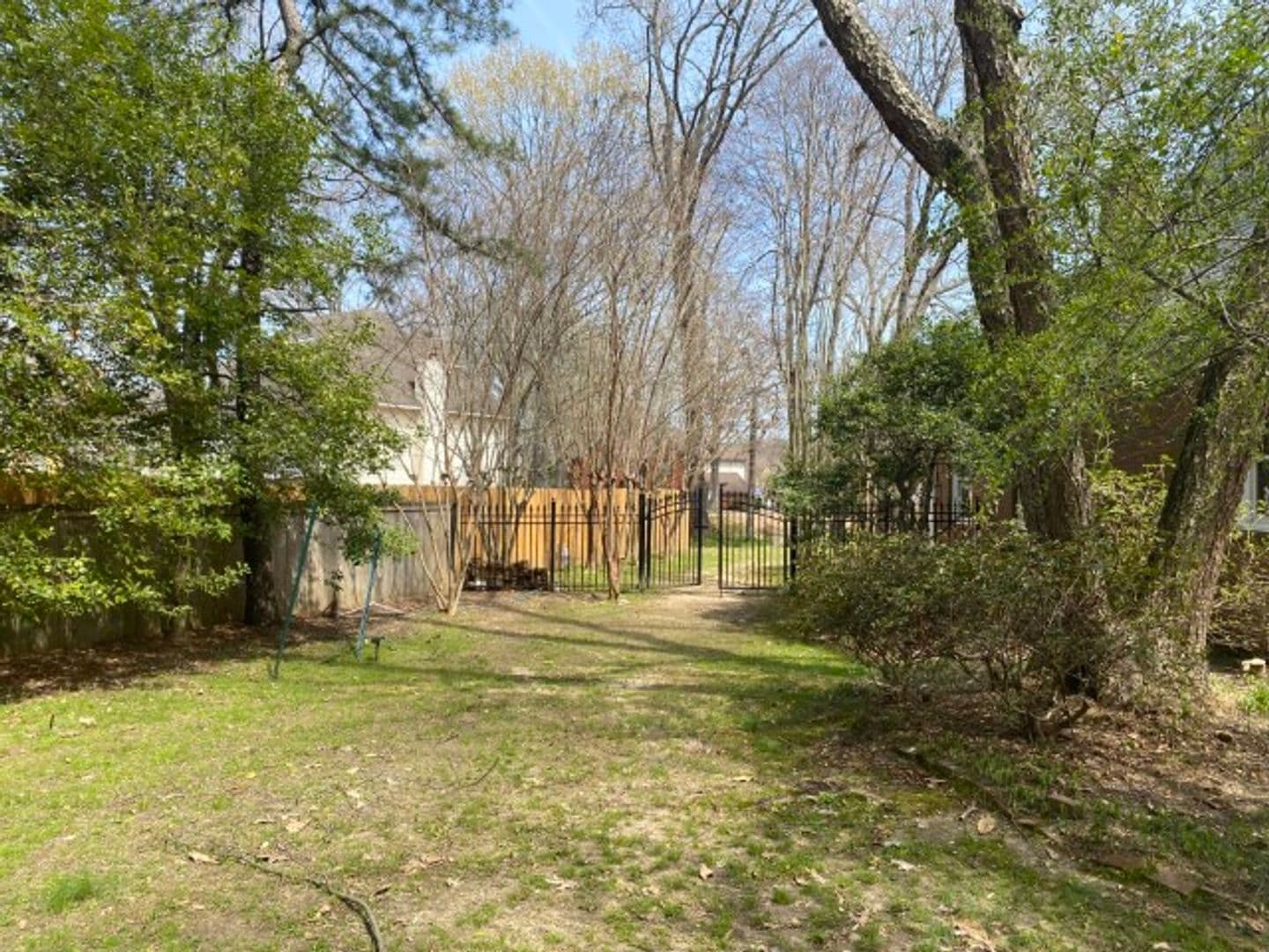 Collierville House: 857 Hickory Oaks Cr