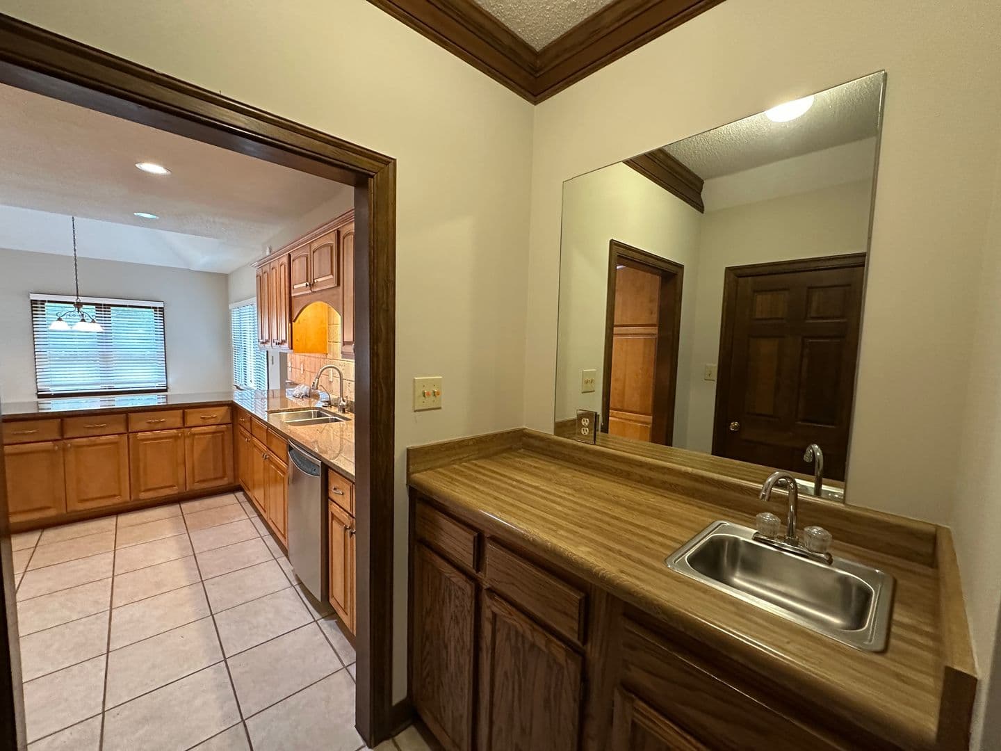 Collierville House: 857 Hickory Oaks Cr