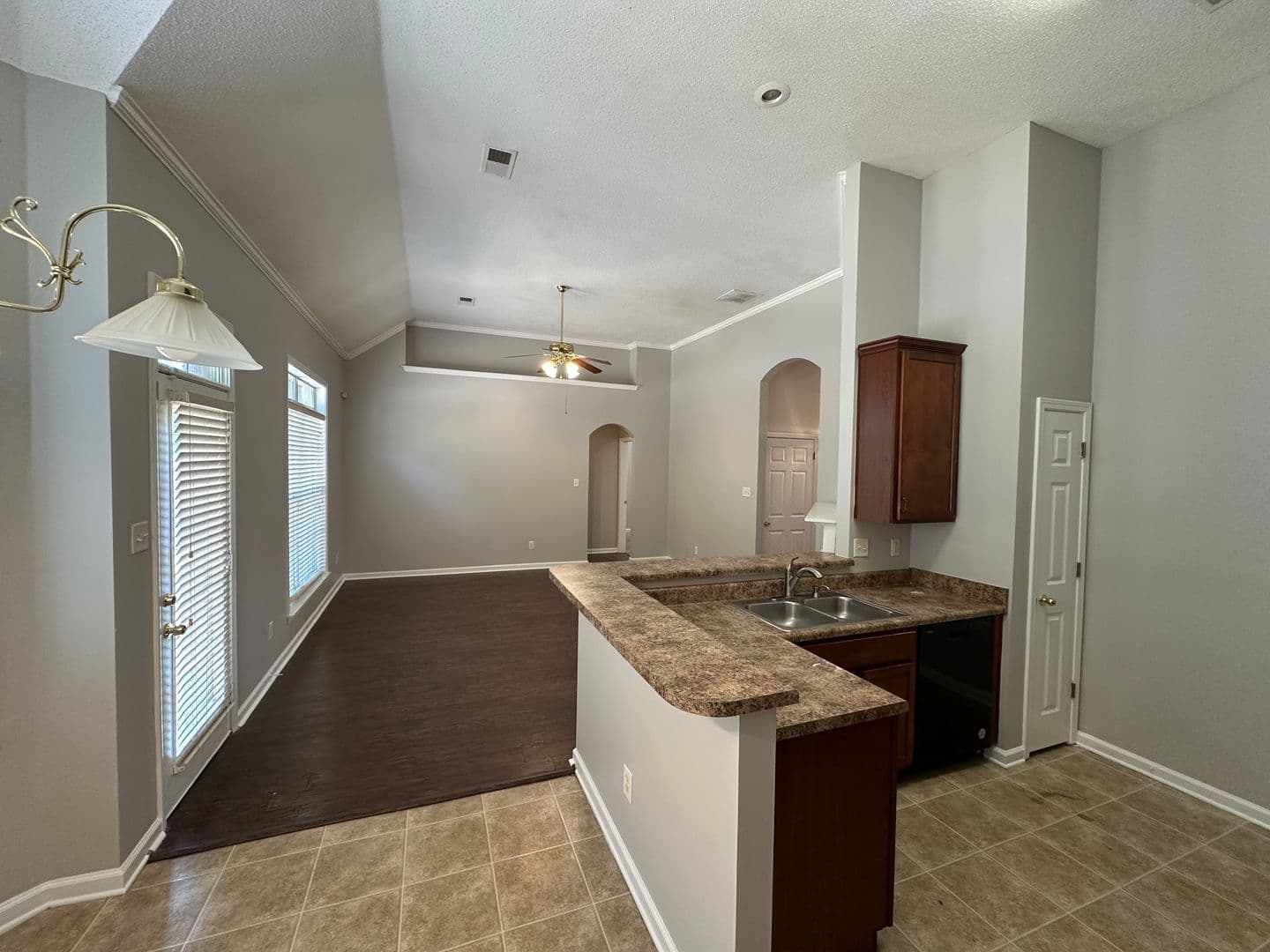 Cordova House: 9204 Acadia Place
