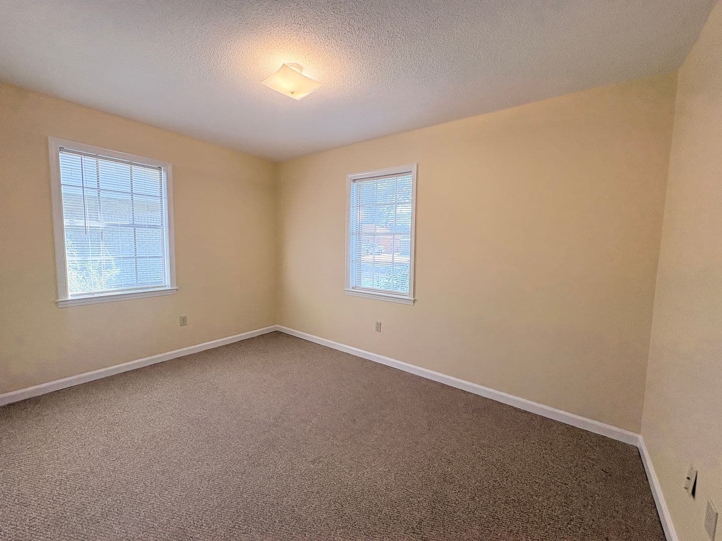Memphis House: 1662 Vera Cruz Street