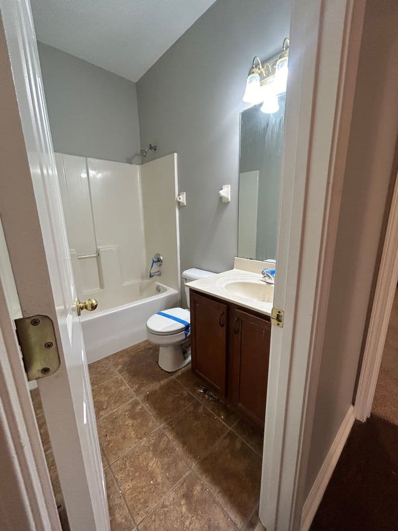 Cordova House: 9204 Acadia Place
