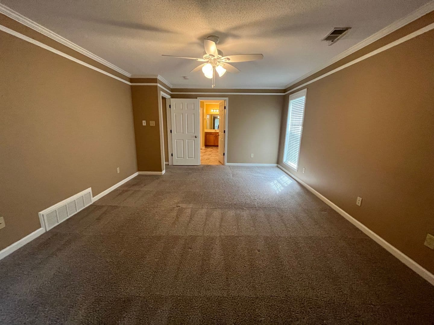 Lakeland House: 3836 Piper Bay Ln