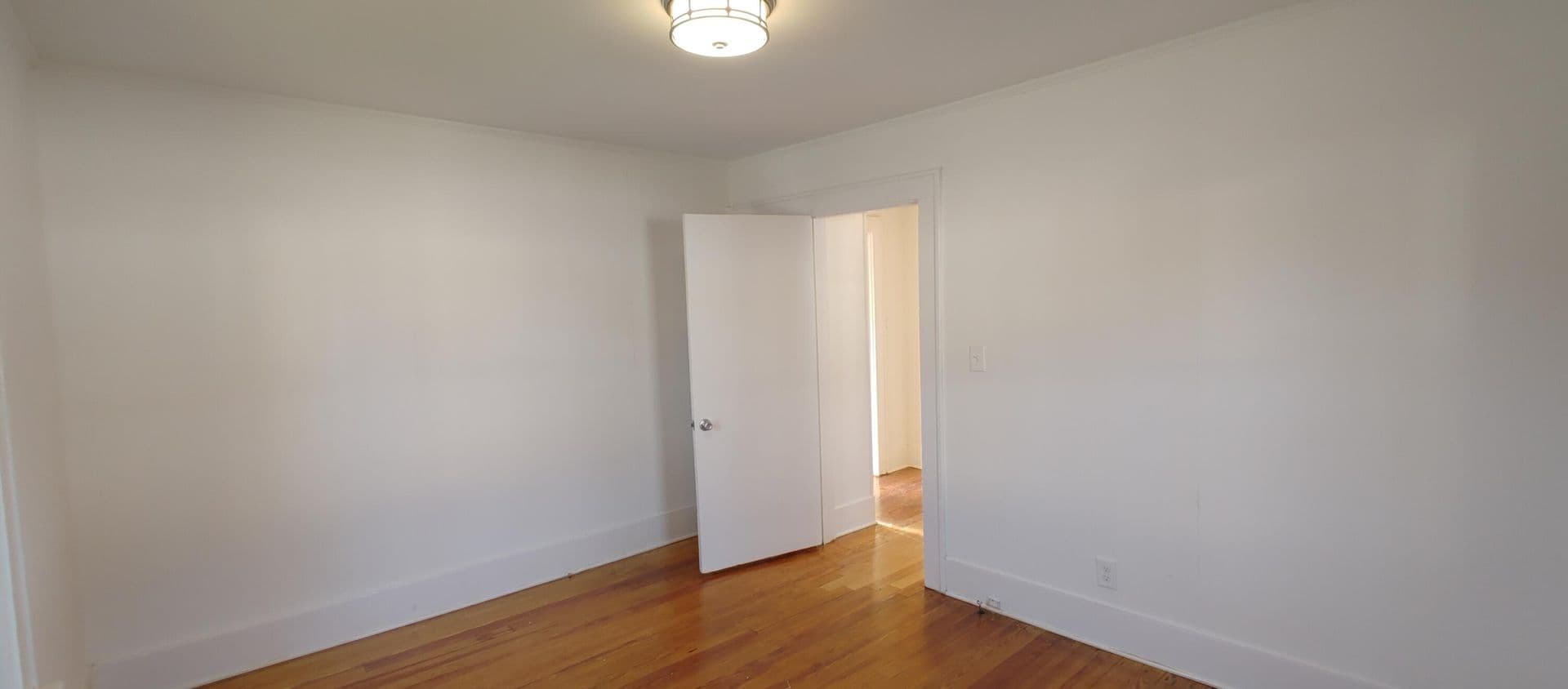 Chattanooga House: LEASE ONLY - 2219 Lyndon Ave.