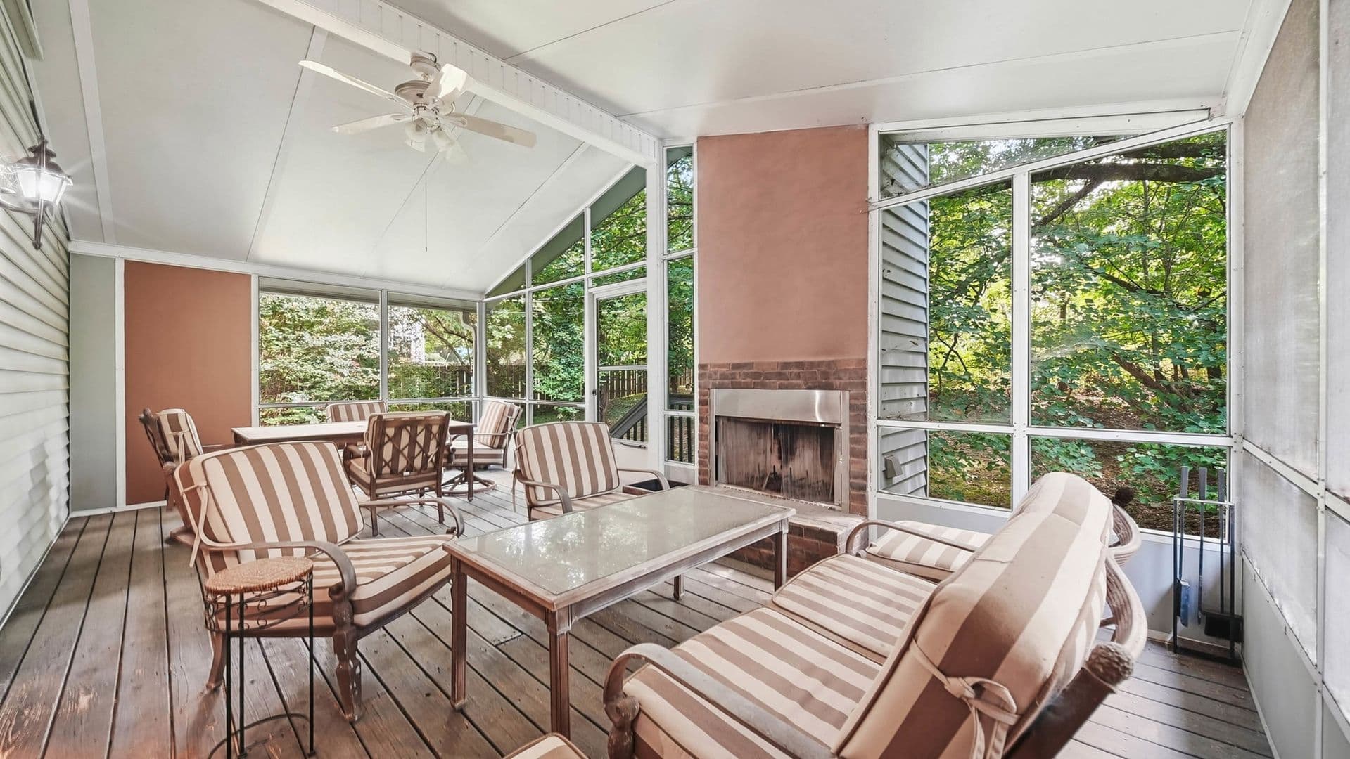 Signal Mountain House: 204 Grayson Rd.