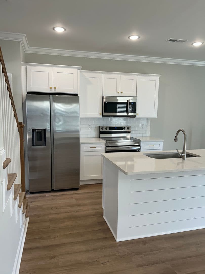 Cleveland House: 3217 Green Turtle Ln. NE