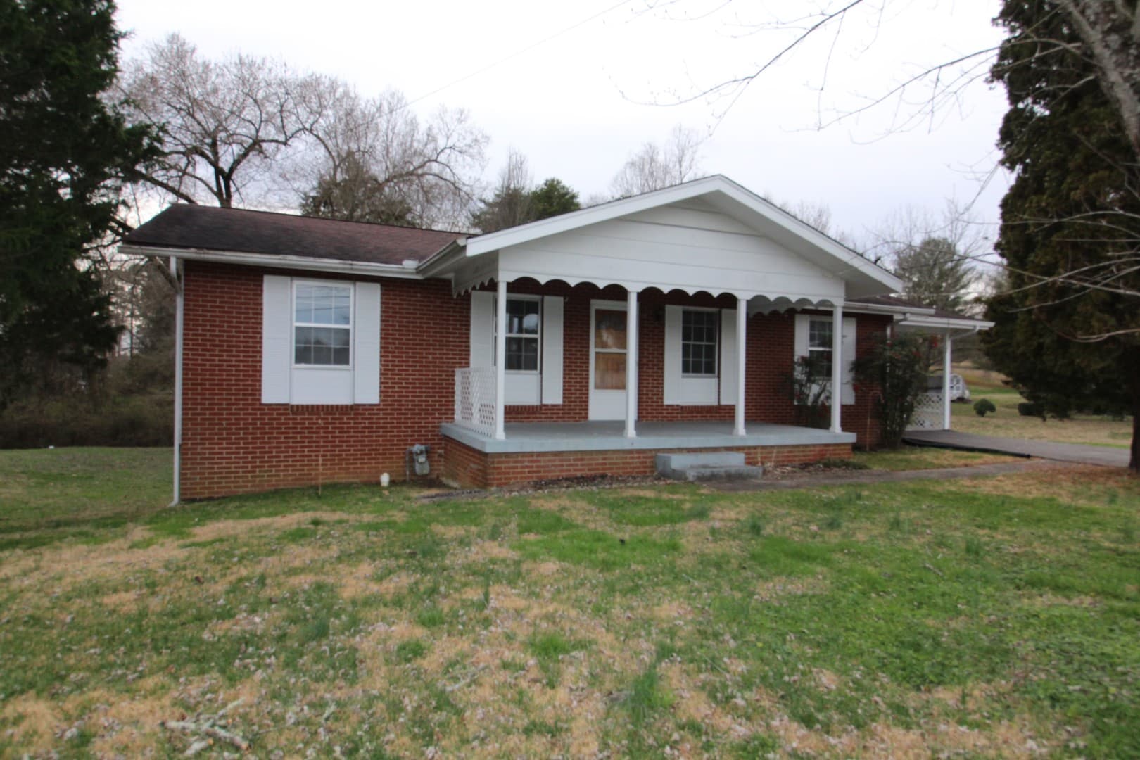 Oak Ridge House: 161 Louisiana Avenue