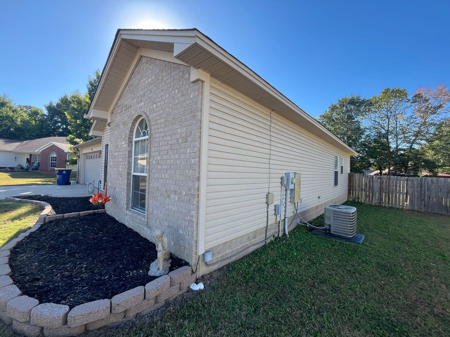 Cabot House: 20 Violet Cove