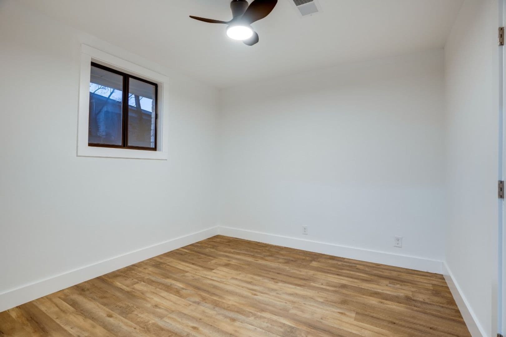 Nashville Apartment: 1922 Herman St