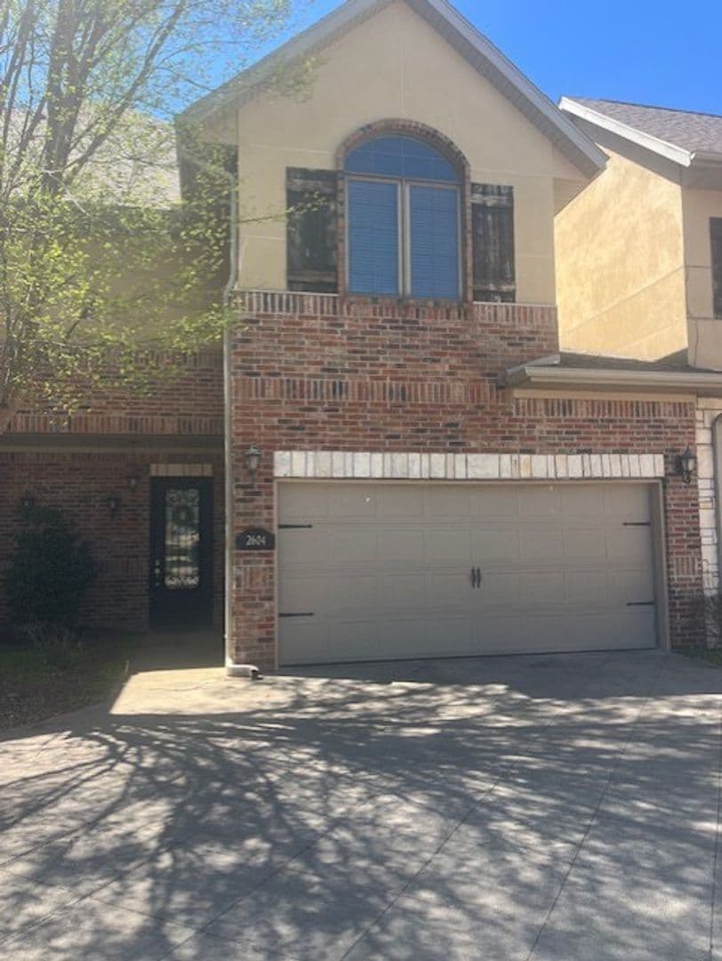 Rogers House: 2624 S Everest Ave.
