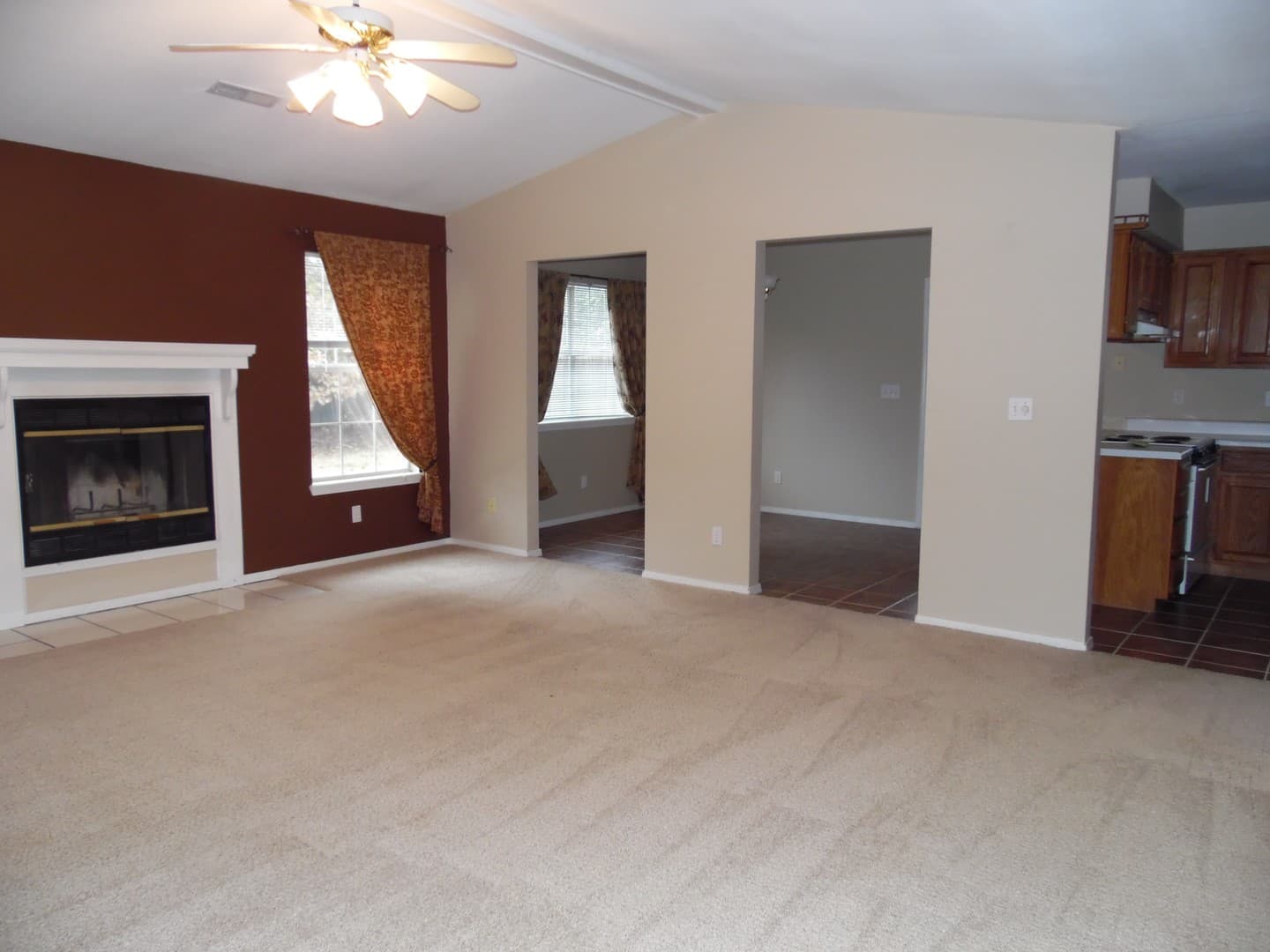 Bentonville House: 1200 SE 22nd St