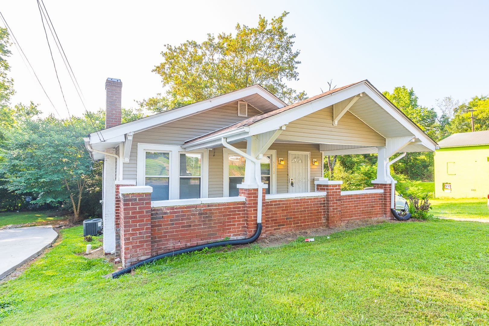 Chattanooga House: 5232 Central Avenue
