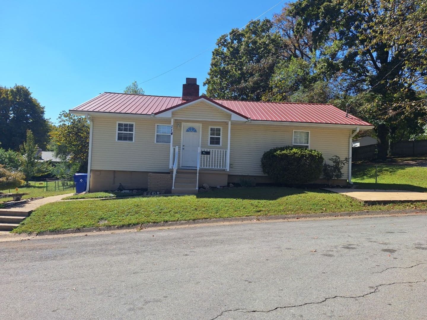 Oak Ridge House: 114 Gorgas Lane