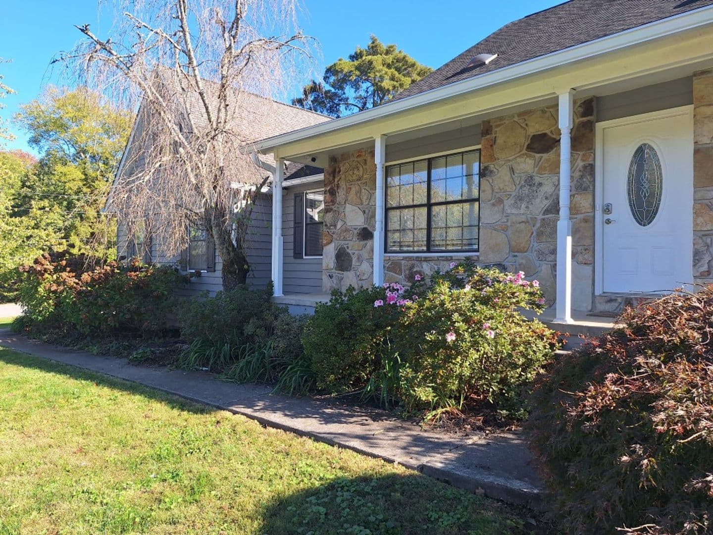 Knoxville House: 11401 Rock Springs Dr.