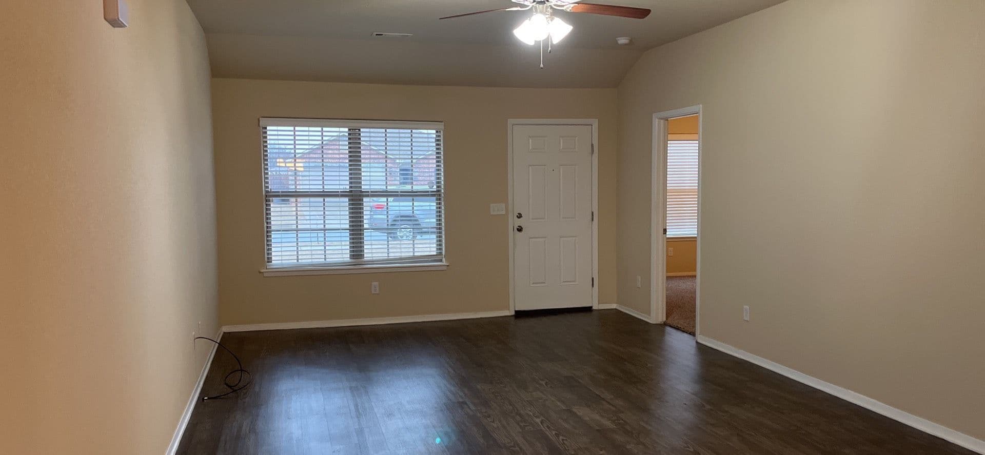 Bentonville House: 6300 SW Chalkstone Rd.