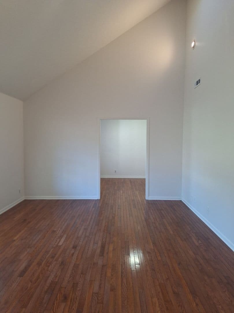 Knoxville House: 11401 Rock Springs Dr.