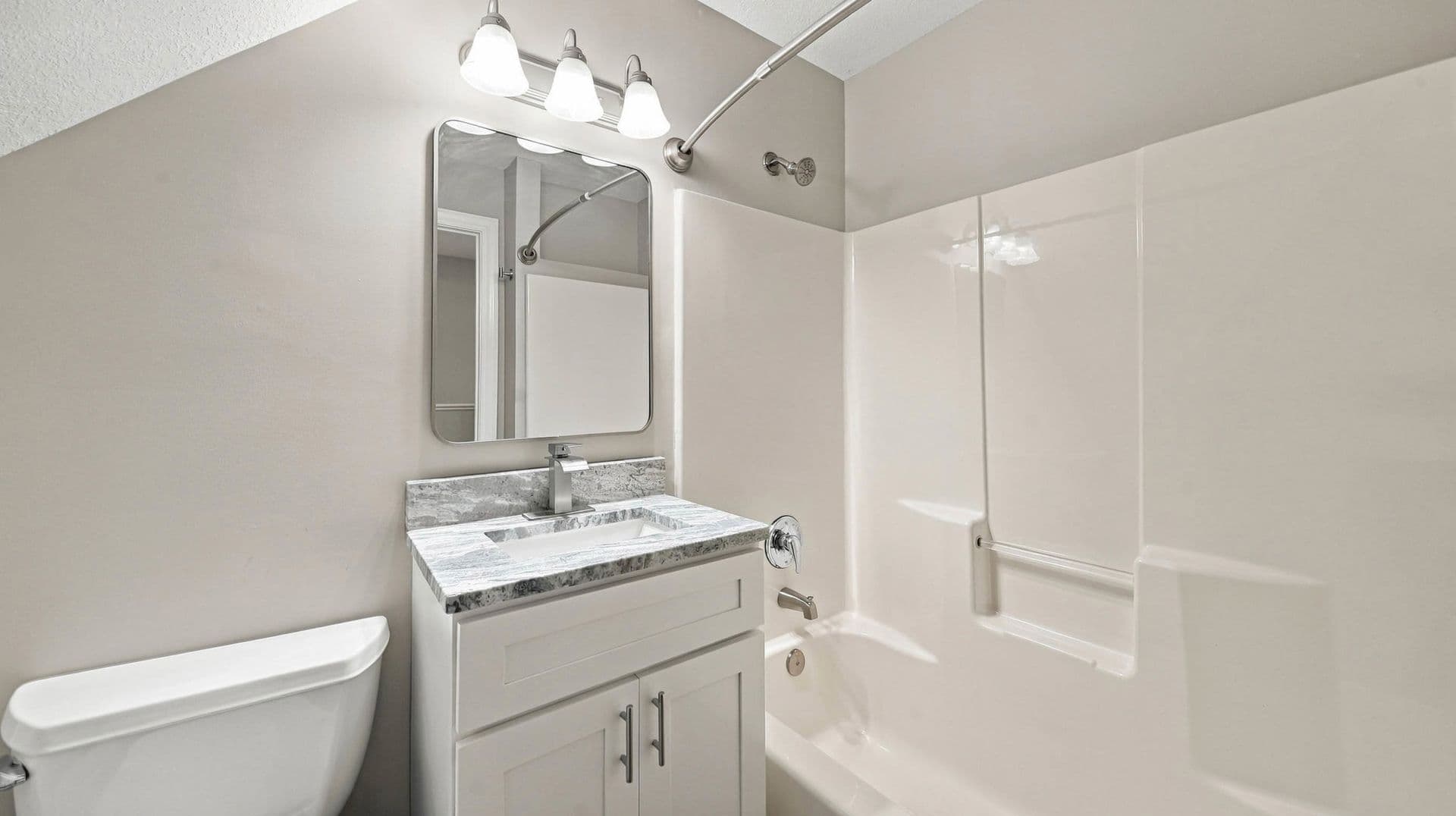 Chattanooga House: 812 Westin Ct.