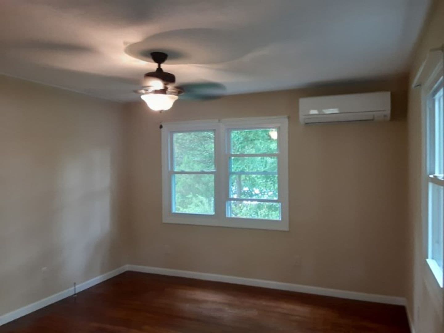 Oak Ridge House: 143 Wainright Road