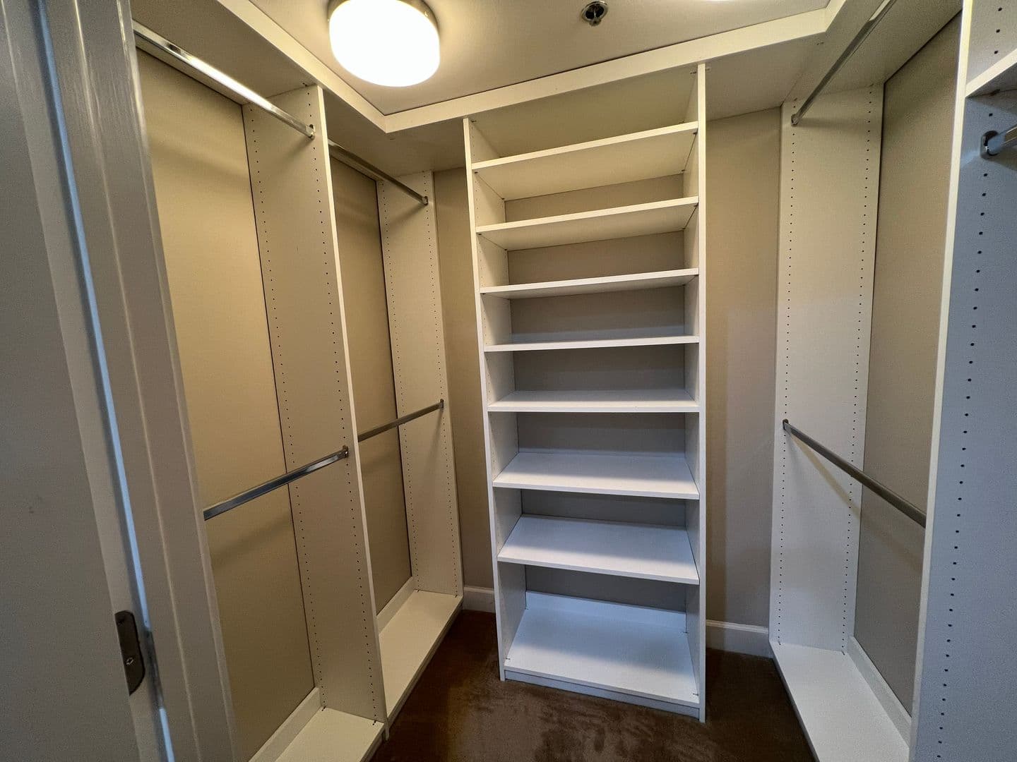Little Rock House: 422 Chenal Woods Drive