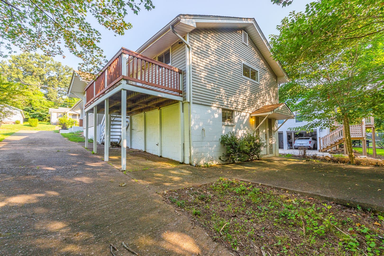 Chattanooga House: 5232 Central Avenue