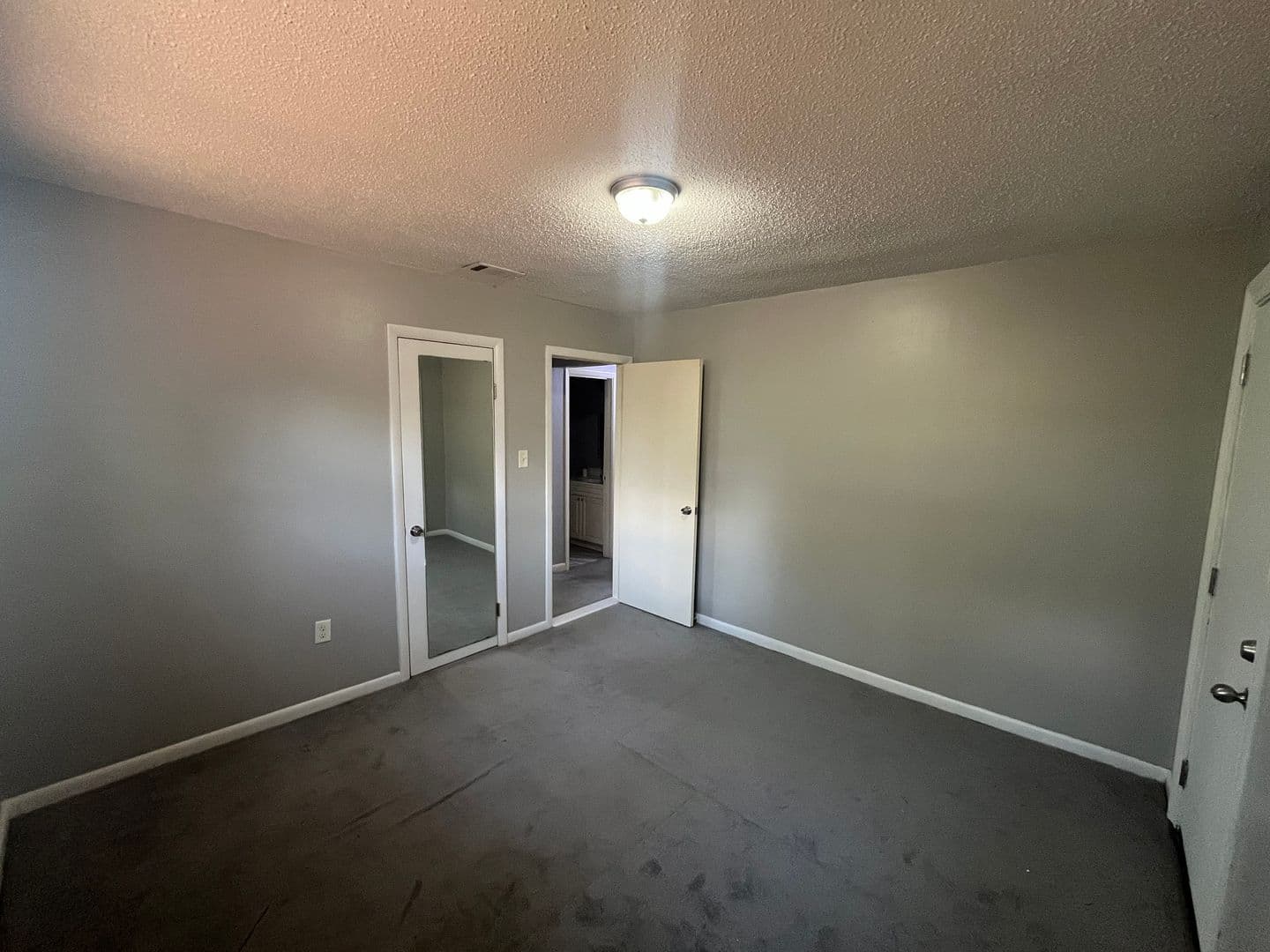 Sherwood House: 8 Lybrand Drive