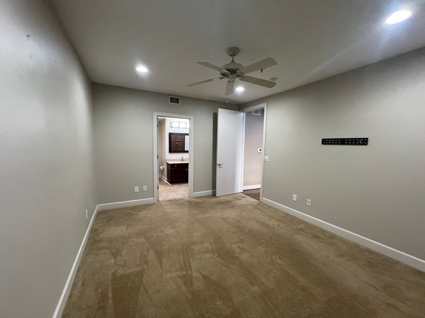 Little Rock House: 422 Chenal Woods Drive