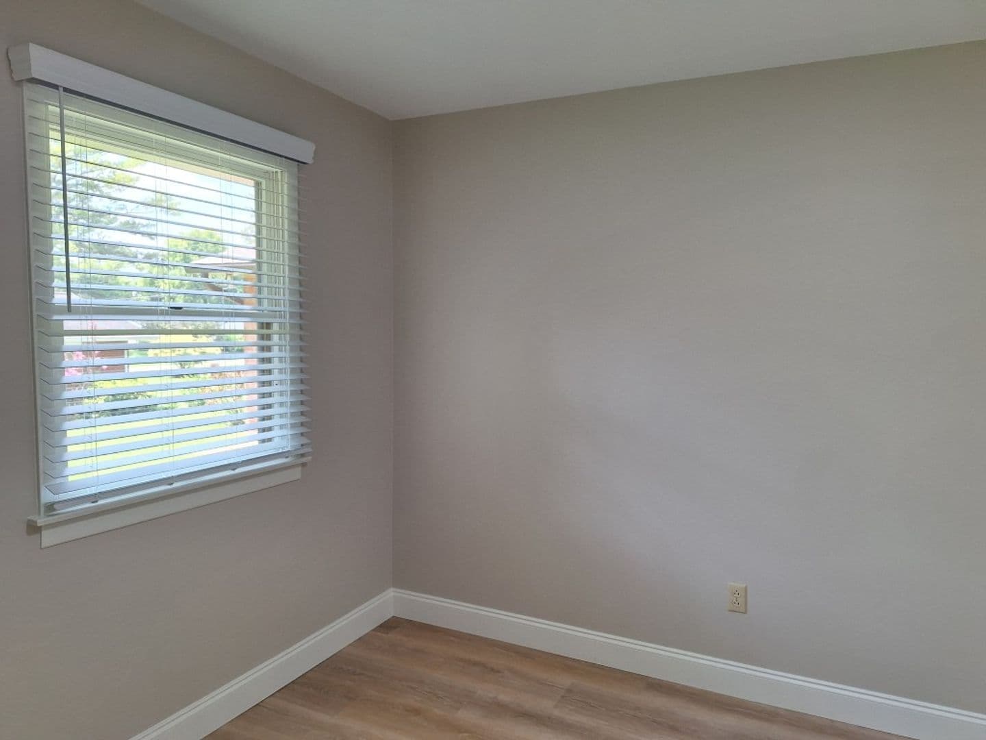 Knoxville House: 6826 Dorchester Drive