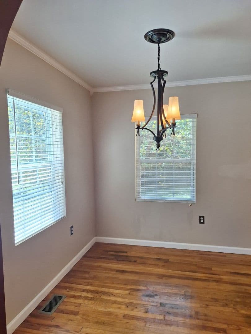 Oak Ridge House: 114 Gorgas Lane