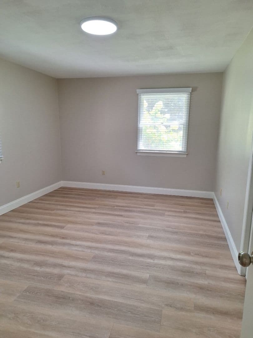 Knoxville House: 6826 Dorchester Drive
