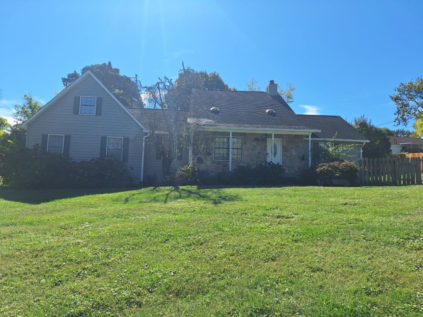 Knoxville House: 11401 Rock Springs Dr.