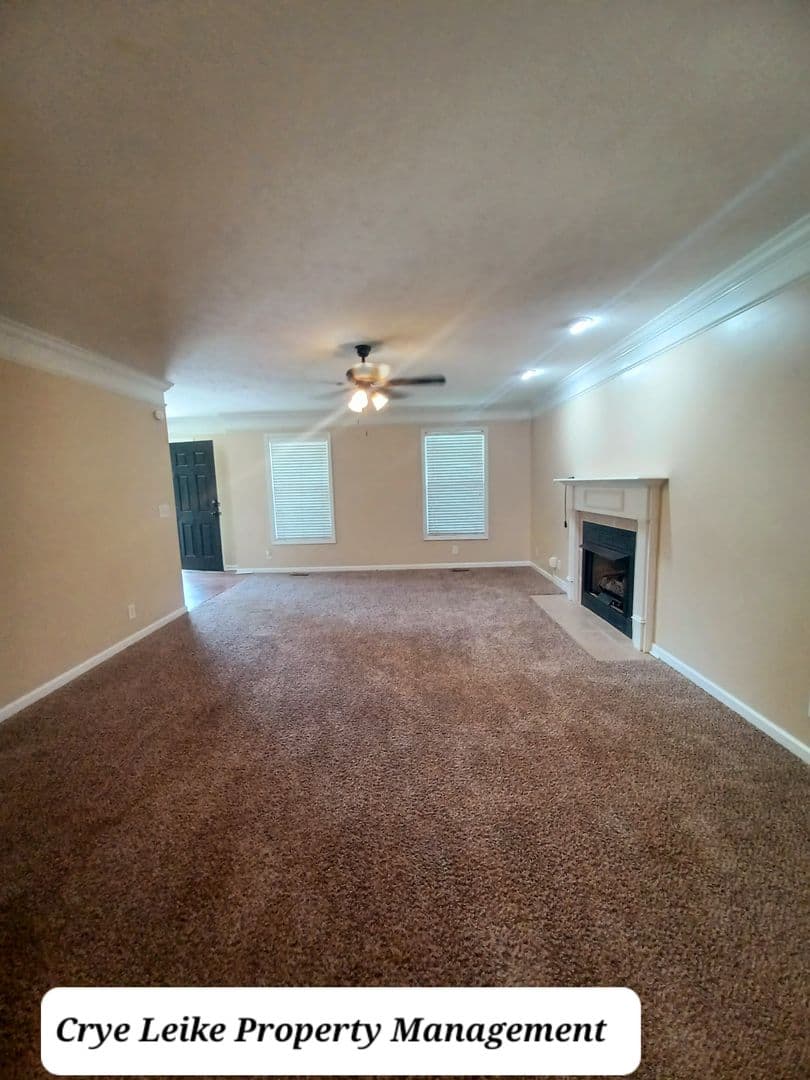 Clarksville House: 668 Winding Bluff Way